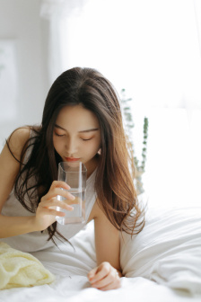 乐山大佛因雨停售